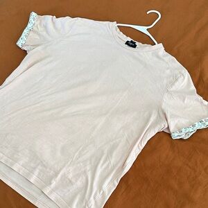 Men’s Forever 21 Cream Top with Floral Accents